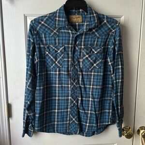 Wrangler blue plaid button down